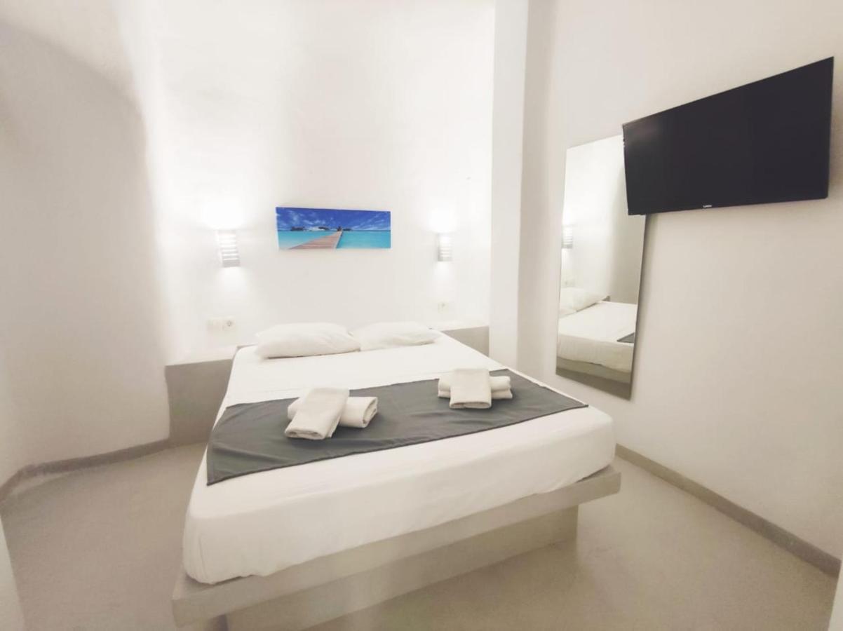 Livin Santorini - Center Rooms Santorini Island Ngoại thất bức ảnh